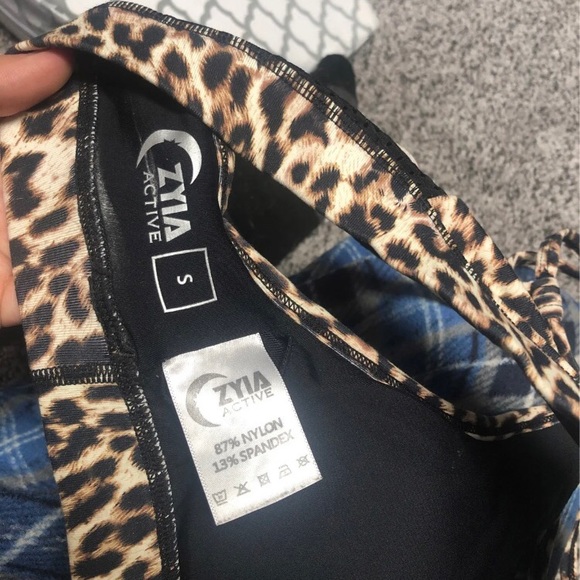 Zyia Sports Bra - Picture 3 of 3